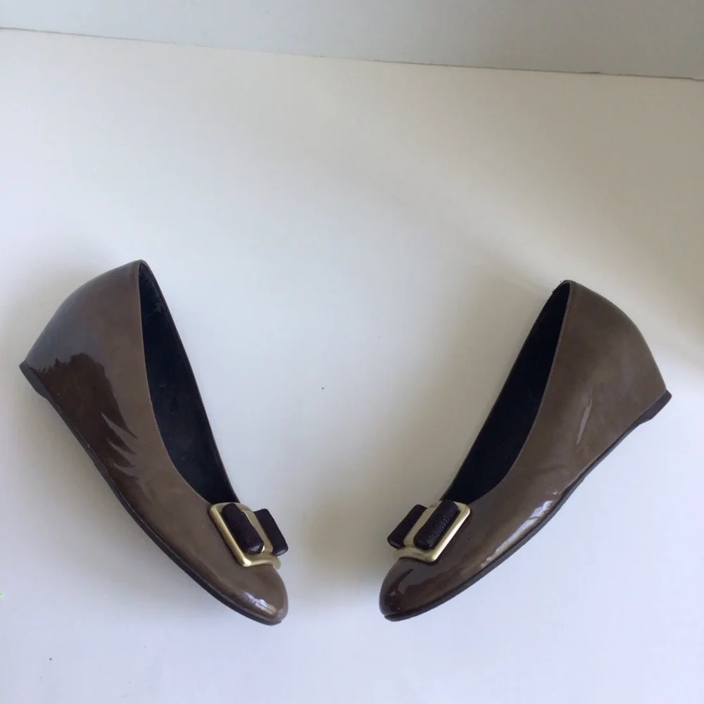 Stuart Weitzman PROPER Wedge Patent Leather Driftwood Aniline. Size 8.5 - Picture 10 of 15